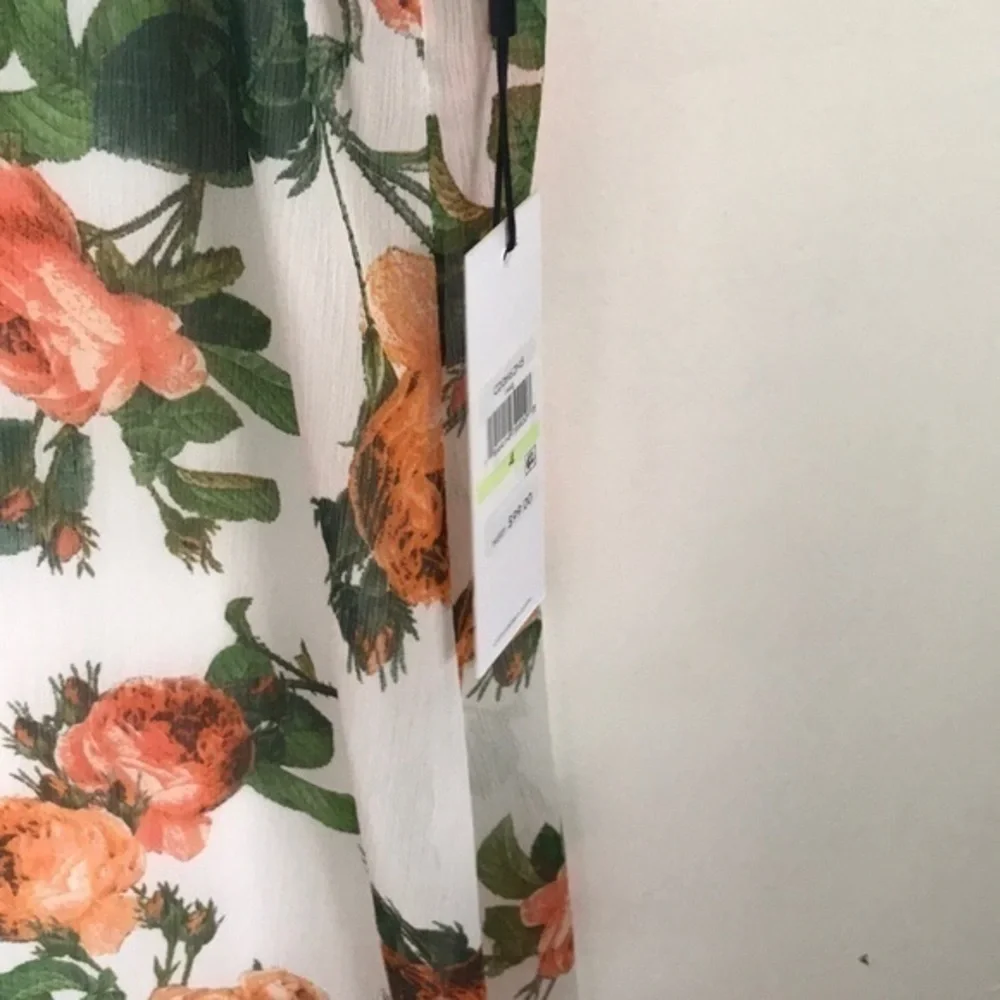 Calvin Klein floral dress - Picture 3 of 5